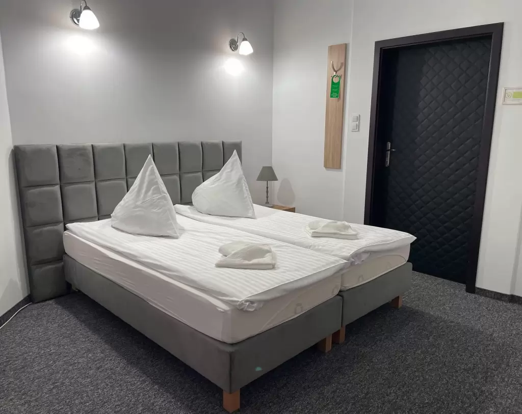 Baza noclegowa / pokoje hotelowe