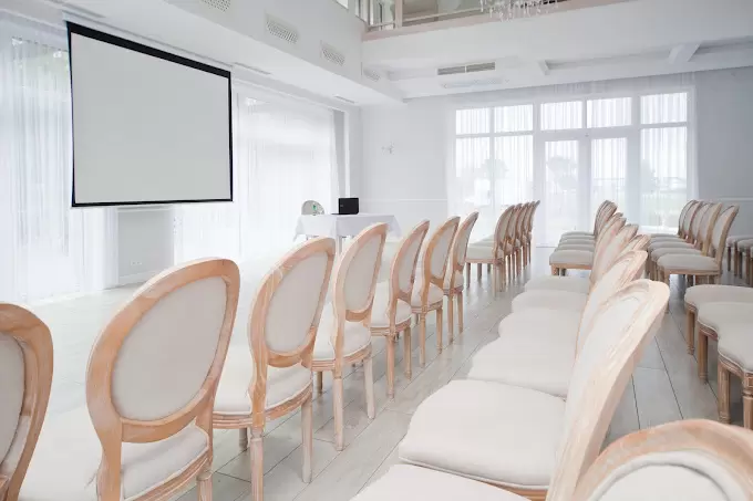 Sale szkoleniowe / zaplecze konferencyjne